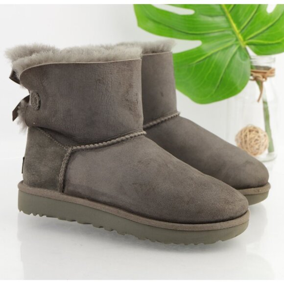 UGG Womens Mini Bailey Bow Boots Size 6 Gray Suede Sherpa Shearling Short Bootie - Picture 1 of 16